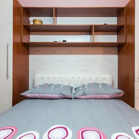 Apartman Charming In With Views