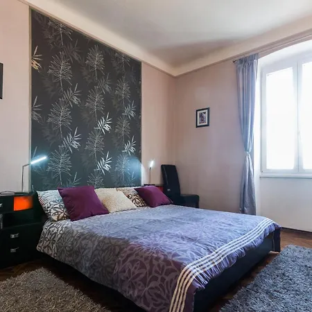Apartman Charming In With Views Zadar
