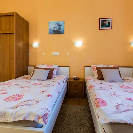 Apartman Charming In With Views *