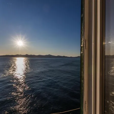 Apartman Charming In With Views *